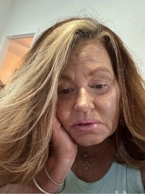 Meet your Posher, Dawn